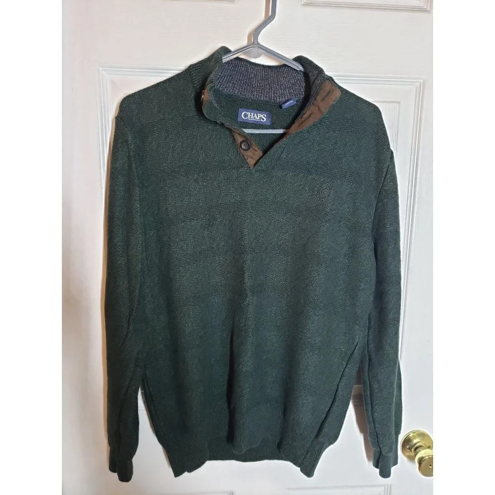 Chaps Mock Neck 3 Button Sweater Men's Size M.